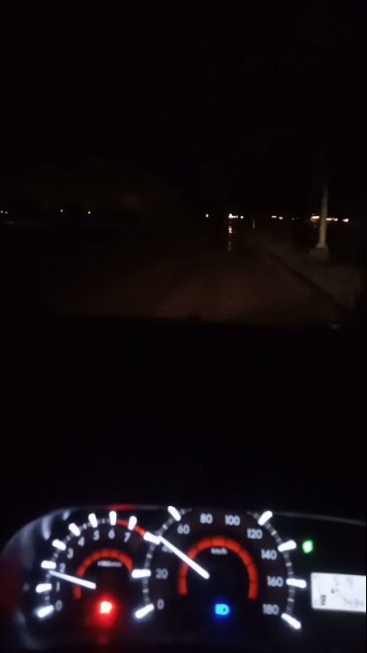 Story WA IG Nyetir Malam Hari Saat Lampu Jalan Kota Padam.