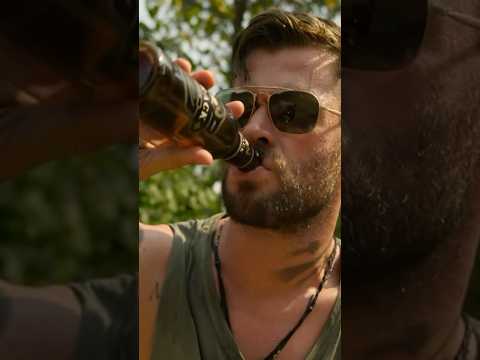 Tyler Rake: Extraction Chris Hemsworth poster