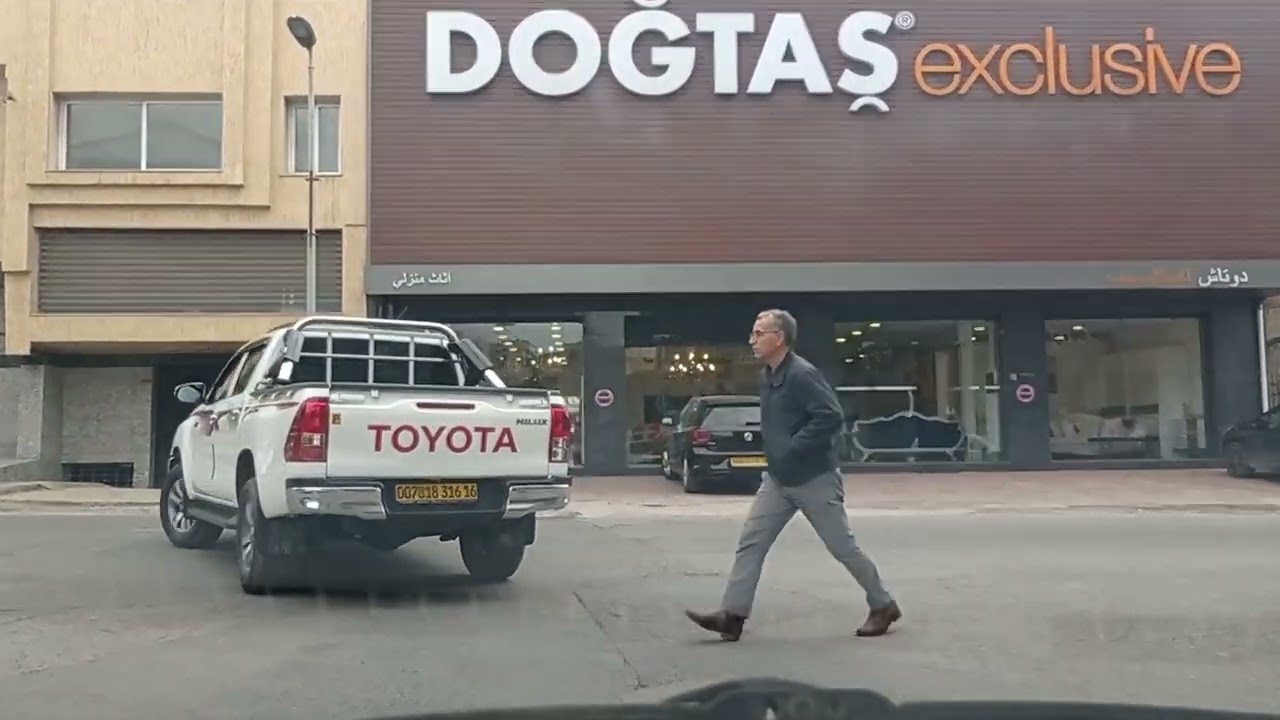 Driving In Algiers - From Les Sources To Said Hamdine