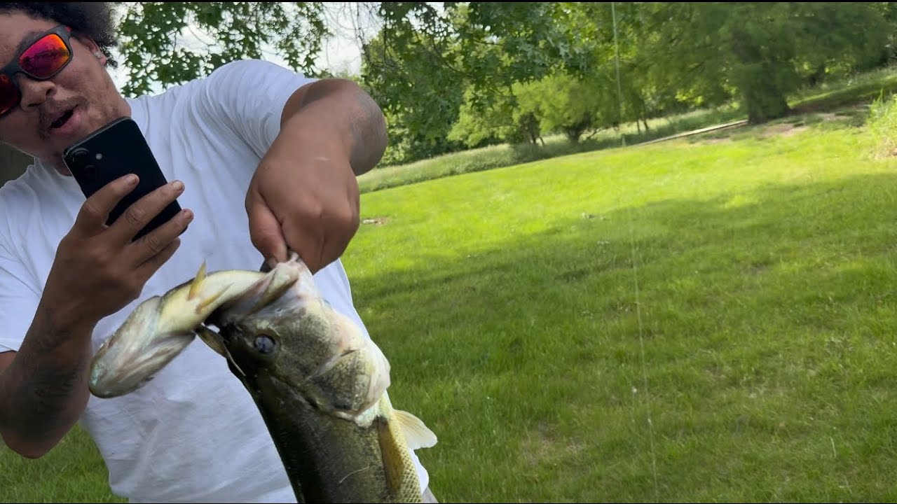 Bass Fishing Private Ponds For Big Bass !