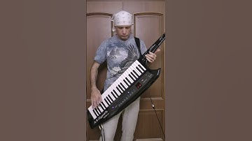 CRAZY LIXX - SILENT THUNDER cover on KEYTAR. Guitar solo