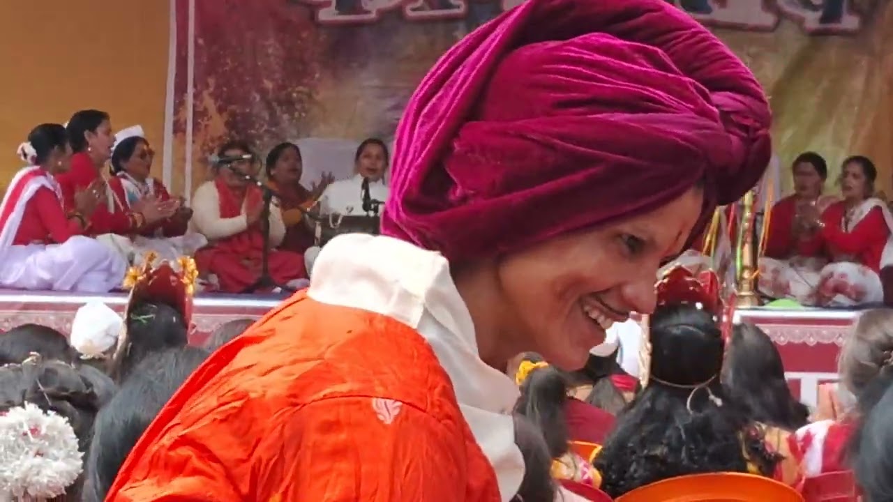 नैनीताल  रामलीला स्टेट  मे होली का आनंद  लेते हुए 👌👌👏👏🚩🚩🚩