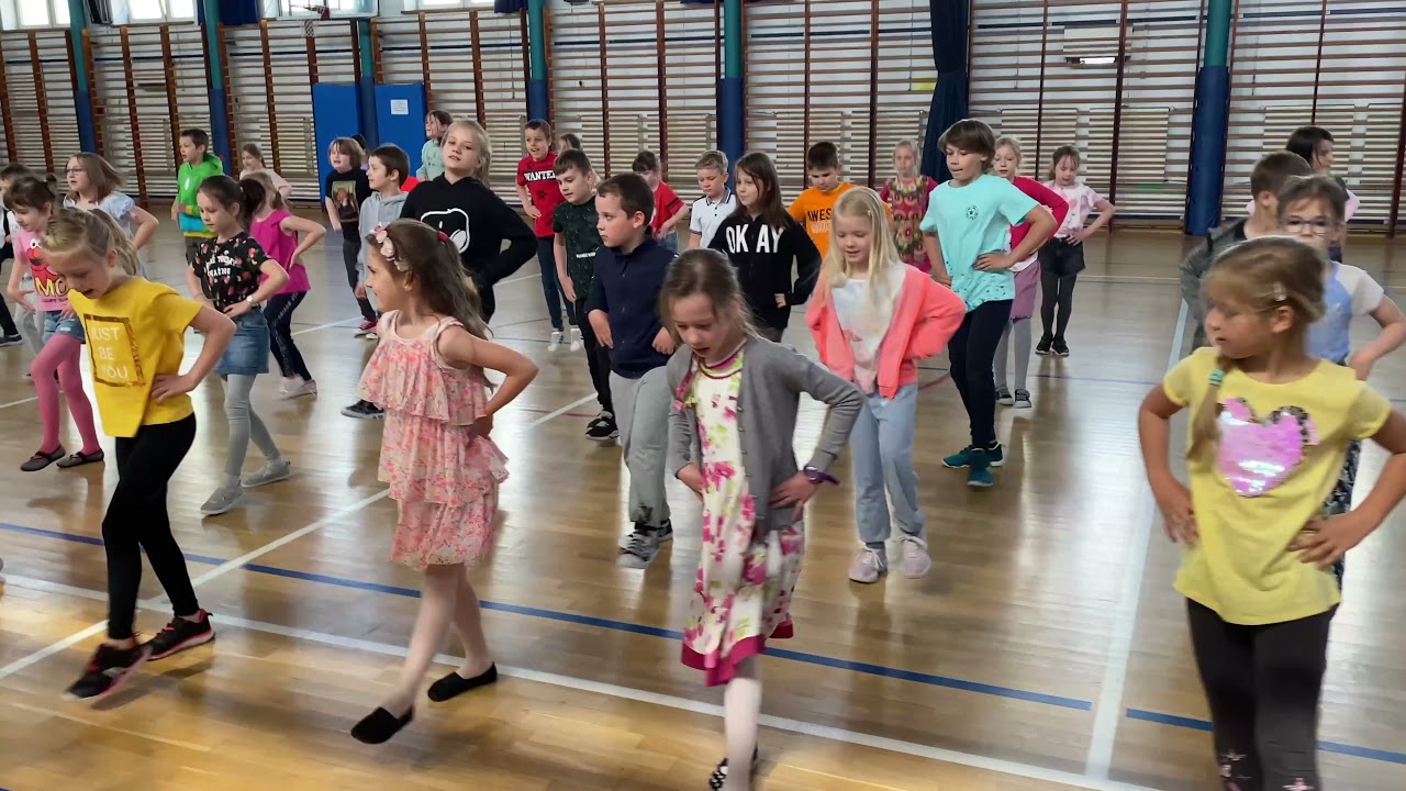 Układ taneczny na "Dzień Mamy"