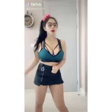 Hot Dance Tiktok Ririn Velicia
