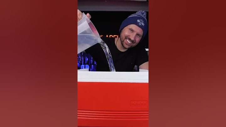 The Easiest Way to make Clear Ice 🧊🧊 #shorts