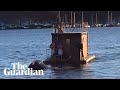 Floating sauna rescues Tesla drivers from Oslo fjord