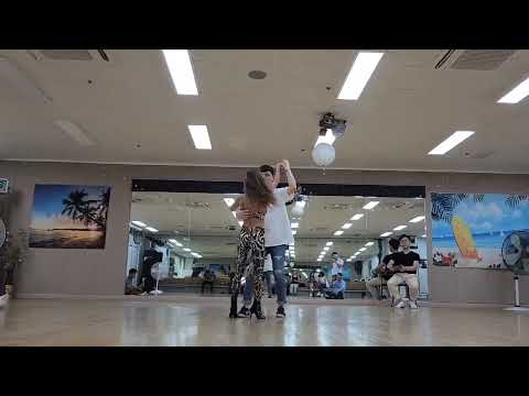 #CONTIGO 바차타 경쾌한음악에 오늘패턴 꼭 써보세요^^   슬로우&섹시우먼 (분당 abc)