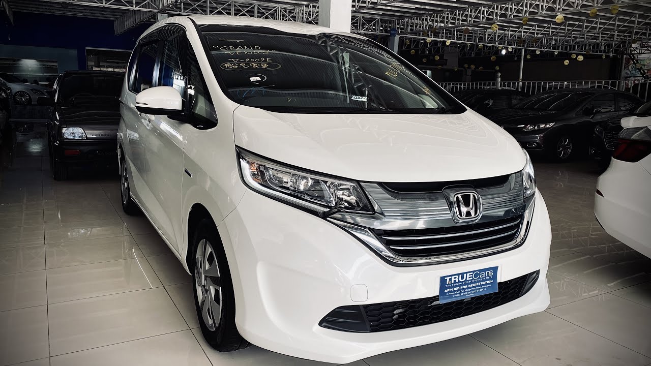 Honda freed plus hybrid
