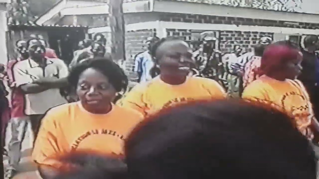 Danses Elembe et le jazz Embongo EDOU 2006 (production DOUDOU OKEMBA)