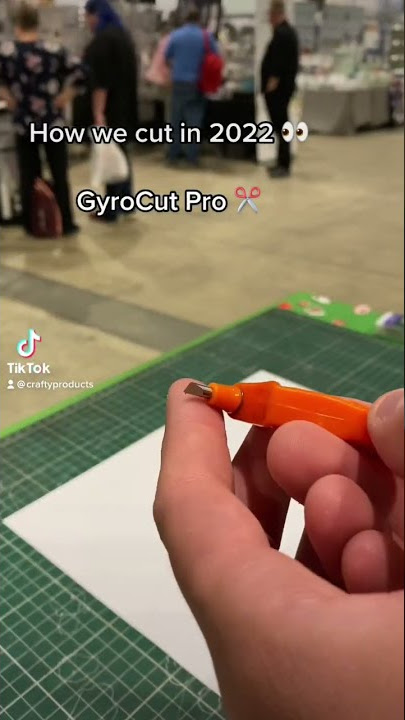 Using the GyroCut Pro, cuts paper, card, Fabric and even leather 🙌 