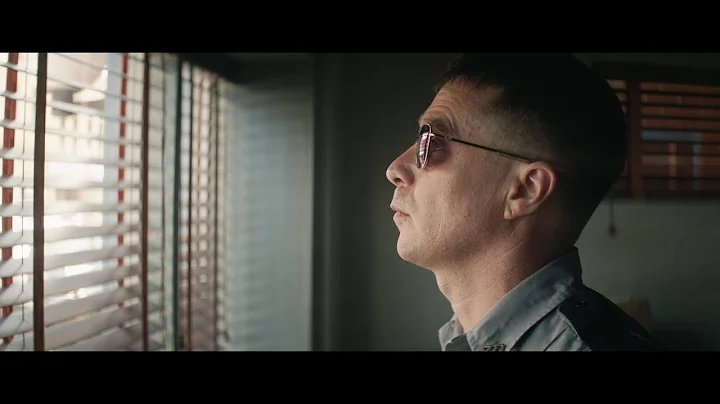 Dixon beats up Welby - Three Billboards Outside Eb...