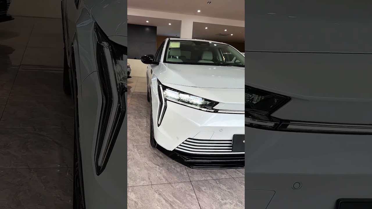 Honda eNS2 2025 Review inside and outside