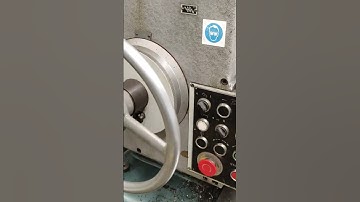 keyway milling on TOS w100a hbm #machine #machinist #chips #machineshop #lathe #asmr #cazeneuve