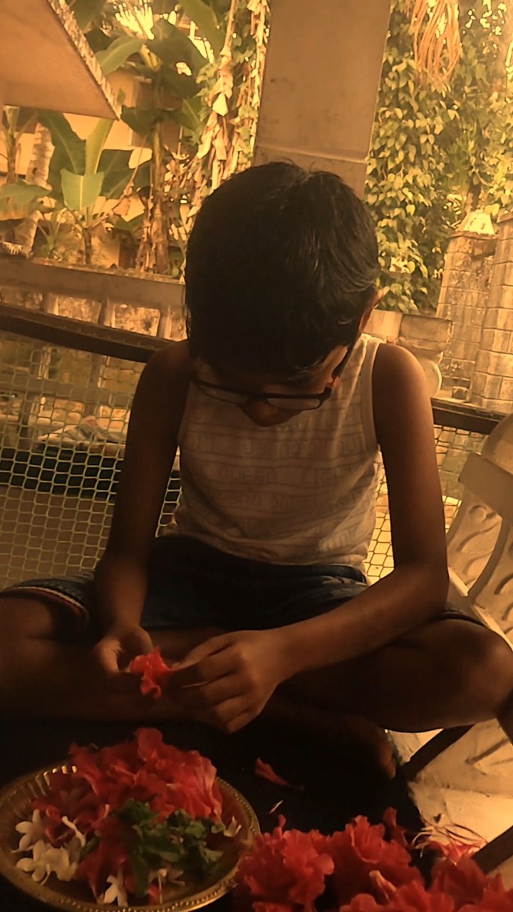 🎶 പാട്ടും പാട്ടുകാരും 🎤 - ShareChat