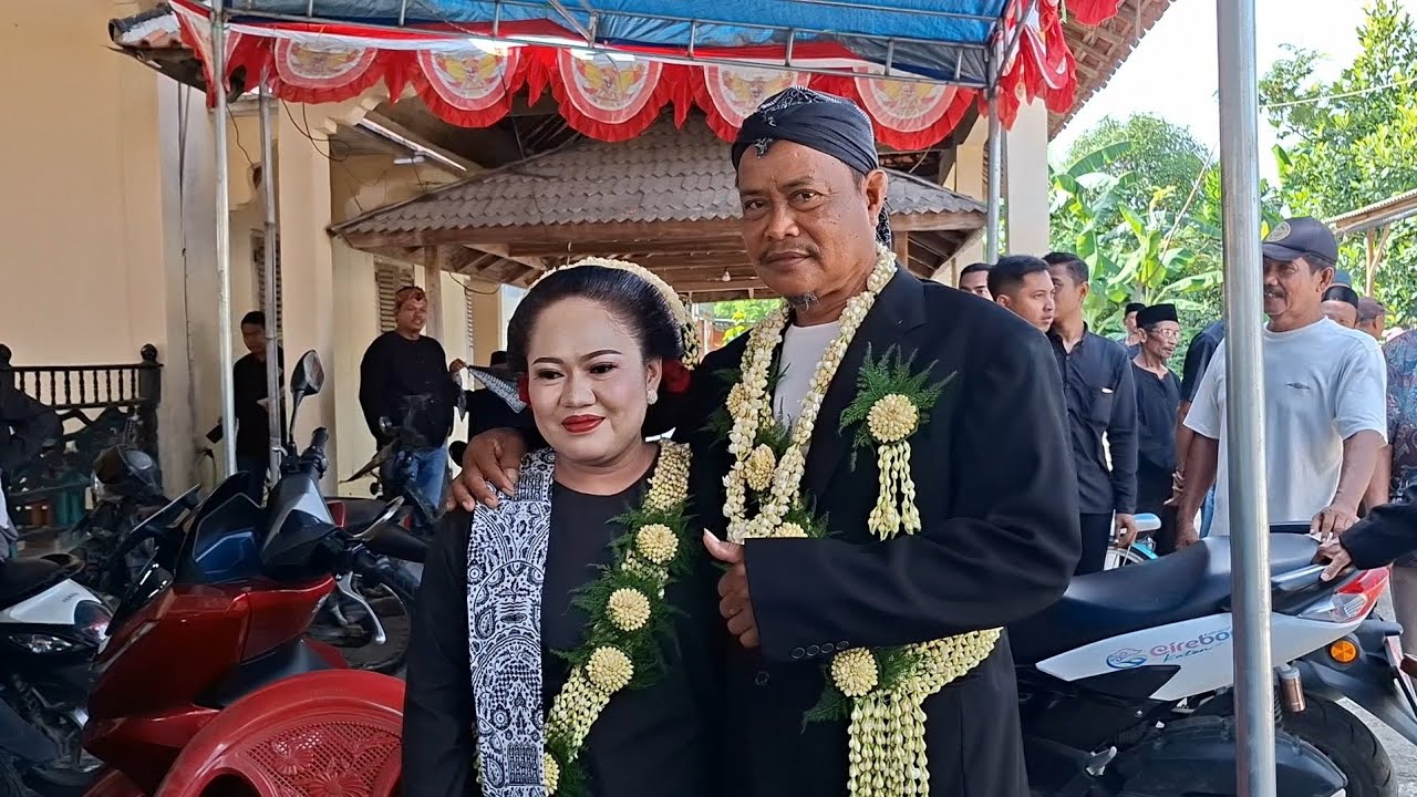 Ngunjung Buyut Adipatih Waringin Desa Suranenggala dan Desa Suranenggala Lor