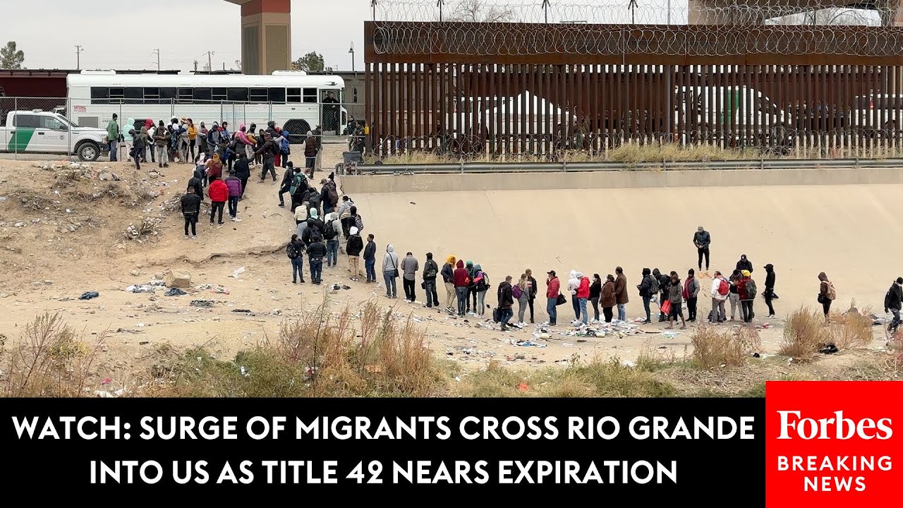 WATCH: Surge Of Migrants Cross Rio Grande Into US As Title 42 Nears ...