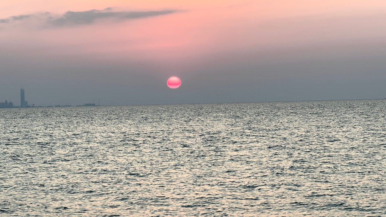 Sunset Waves That Melt Stress Away 🌅🌊