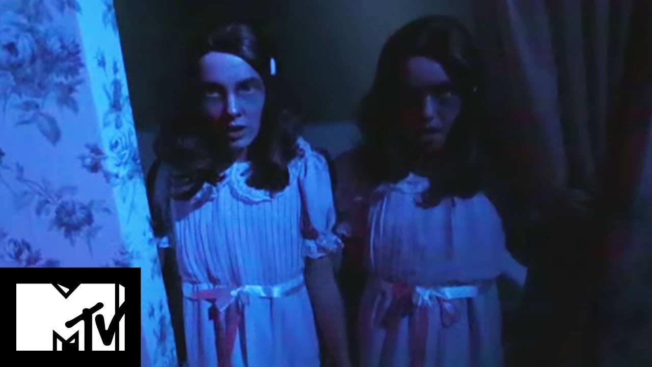 The Shining Maze Walkthrough | Halloween Horror Nights | Universal Studios | MTV Travel