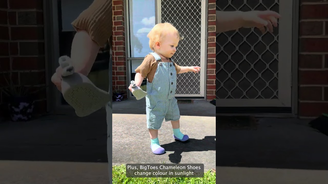 BigToes Australia nurture natural foot development for pre-walkers and toddlers.