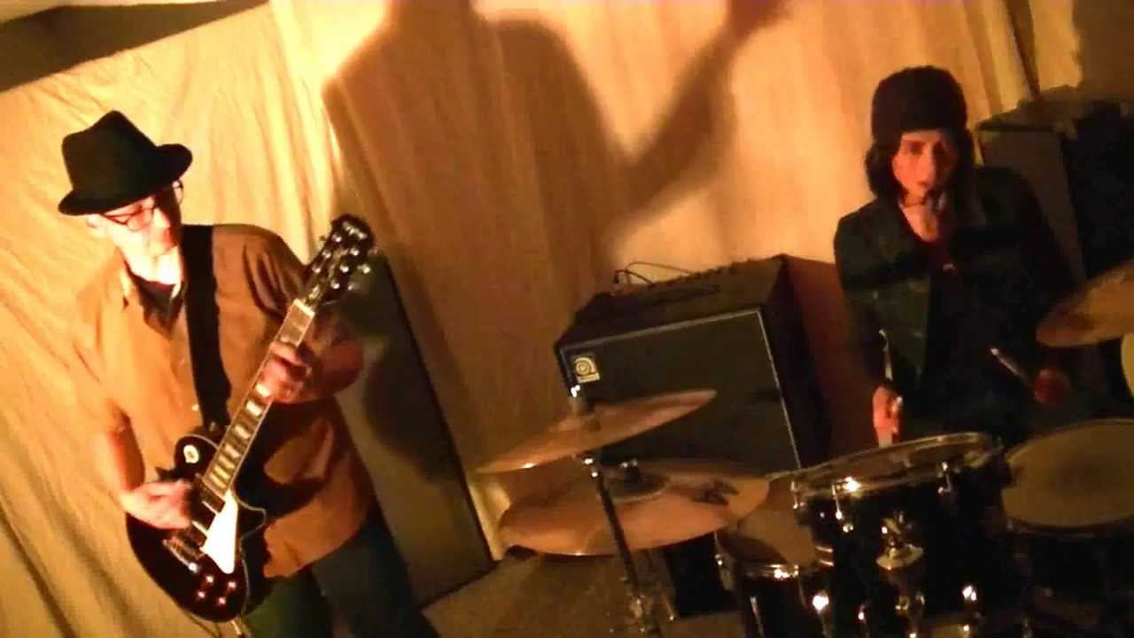 Cordcalling Covering Survivor's "Eye of the Tiger"