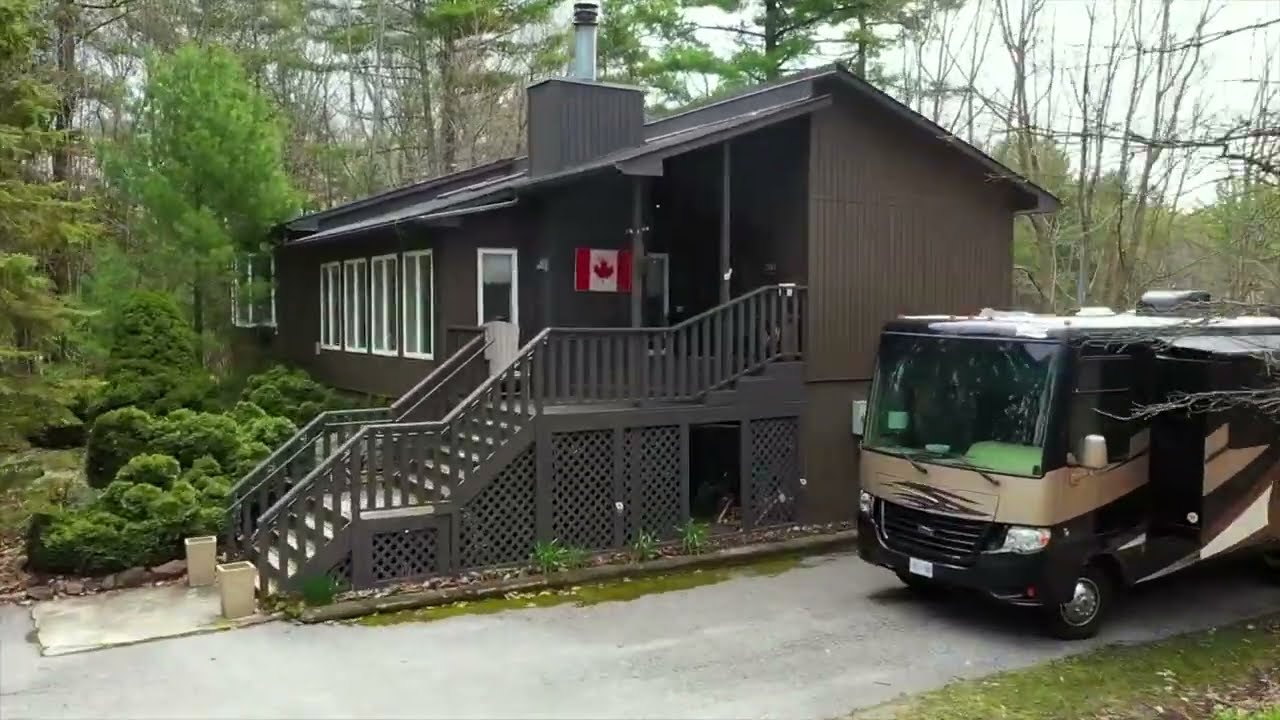 For Sale; Honey Harbour