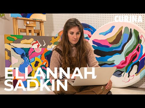 MEET ELLANNAH: THE ARTIST WHO GENERATES PERPETUAL MOTION ON CANVAS - video from Curina