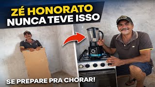 IMPOSSÍVEL NÃO EMOCIONAR! Seu José nunca teve isso em sua vida, ele vivia em um barraco 