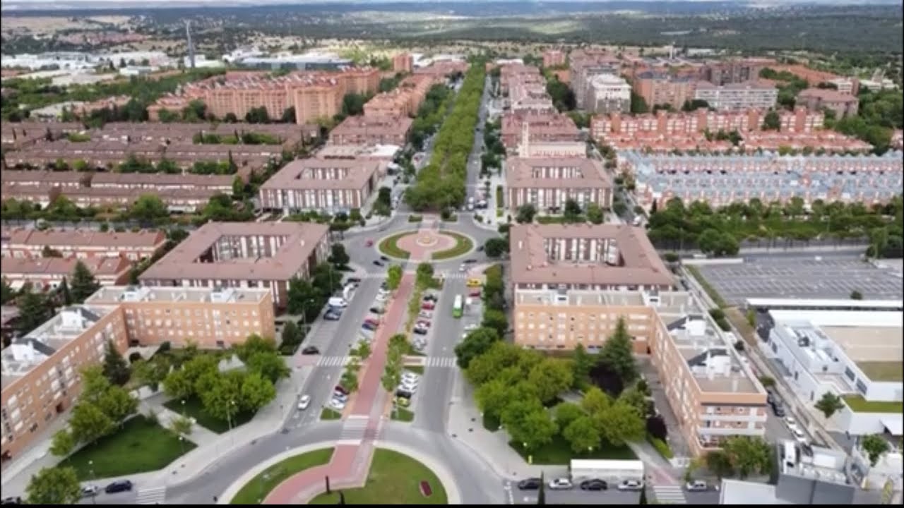 Flying over Tres Cantos (Spain). “Tres cantos desde el aire