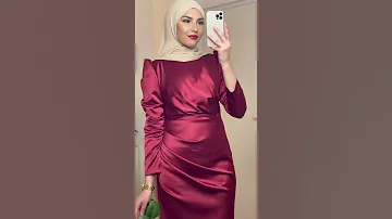 فستان سهرة احمر ملكي للمحجبات 