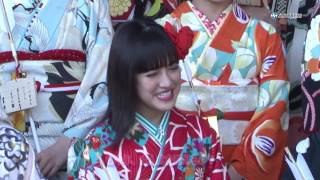 E-Girls 晴れ着姿で初詣