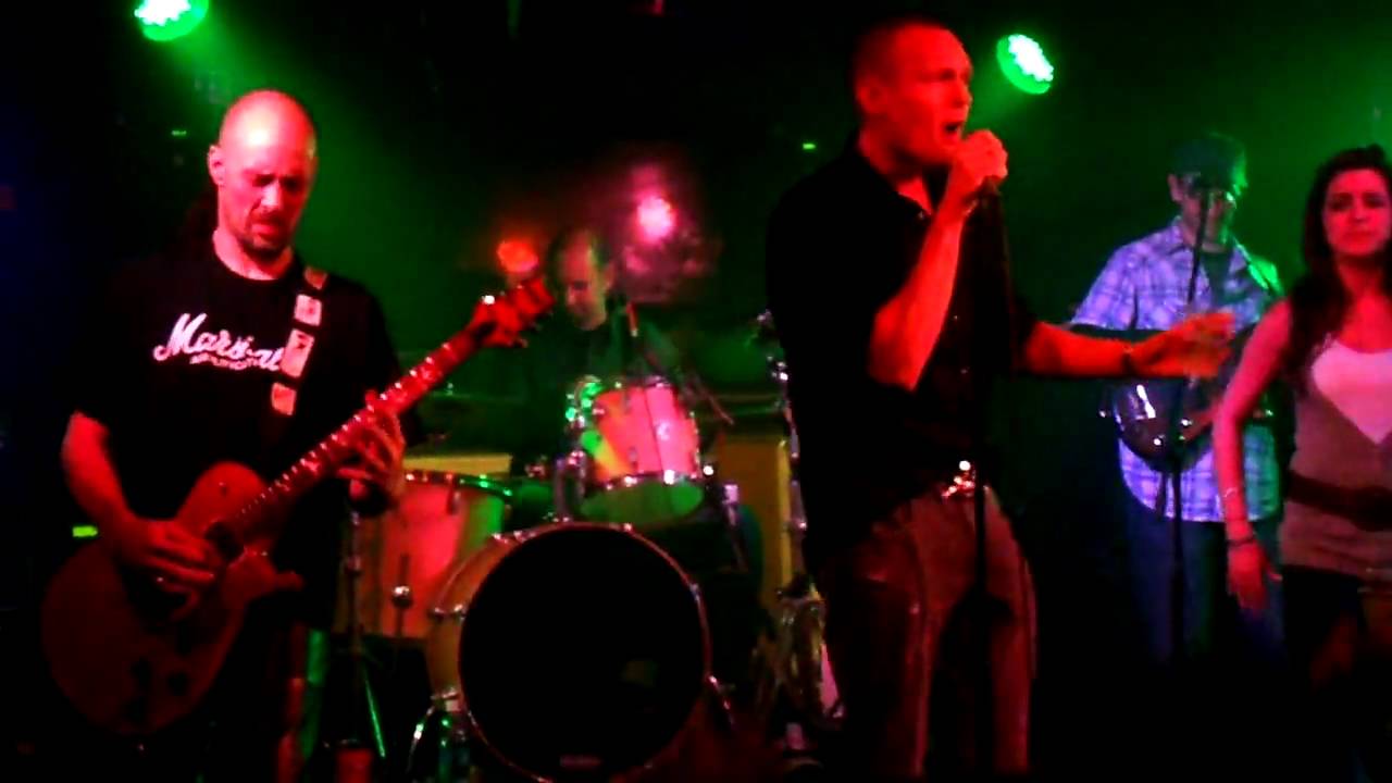 Famous Reed @ The Famous Door - YouTube