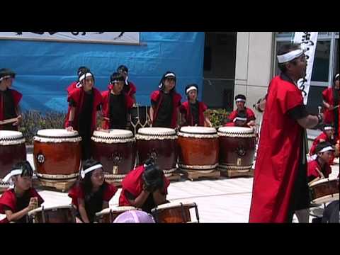 太鼓黒石っ鼓2012- 5-27コミセン祭山賊
