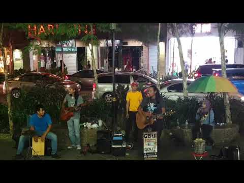 GITA GUTAWA - Tak Perlu Keliling Dunia (Official Music Video)