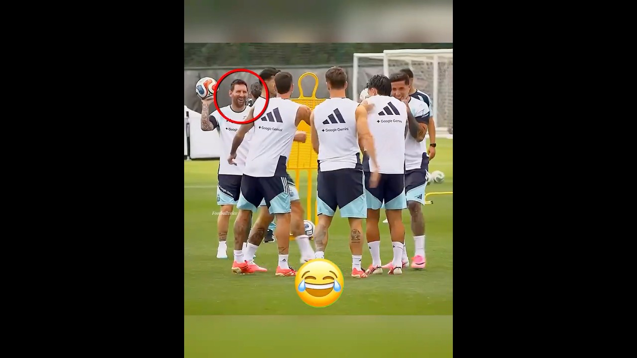 Messi Having Fun In Training😂