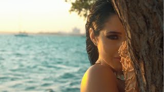 Stephanie Acevedo - Un Beso (Official Music Video)