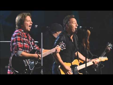 JOHN FOGERTY & BRUCE SPRINGSTEEN perform Pretty woman (HD 720)