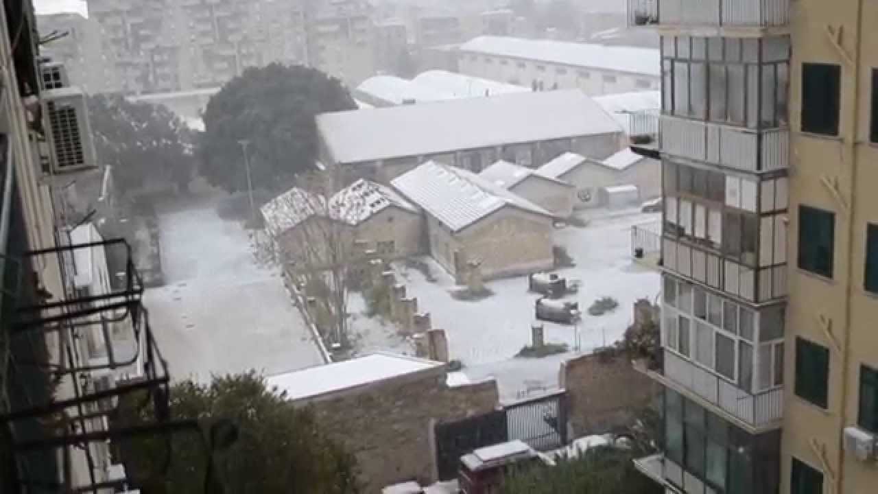 Neve a Palermo 31/12/2014 (3)Snow in Palermo YouTube