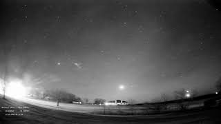 Bright Leonid Fireball with Persistent Train