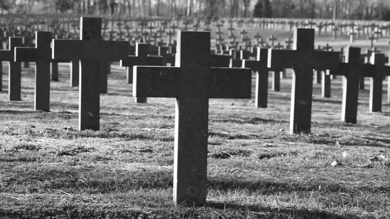 DUITSE MILITAIRE BEGRAAFPLAATS YSSELSTEYN   HD 1080p