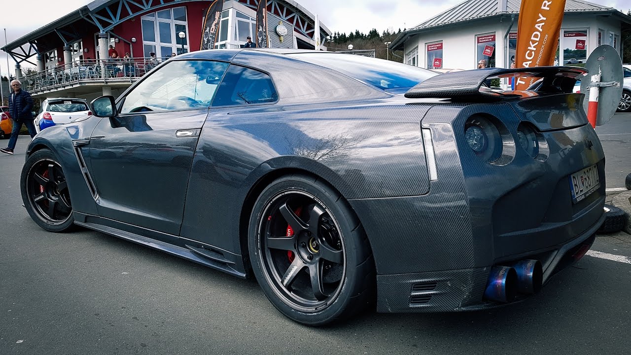 FULL CARBON FIBER GTR! Vlog 25 YouTube