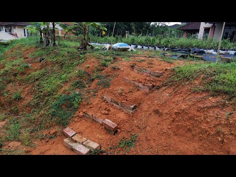 Video: Reka Bentuk Taman Batu Bercerun – Petua Mencipta Taman Batu Lereng Bukit