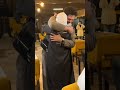 لقاء موزو بأمه بعد غياب 12 سنة