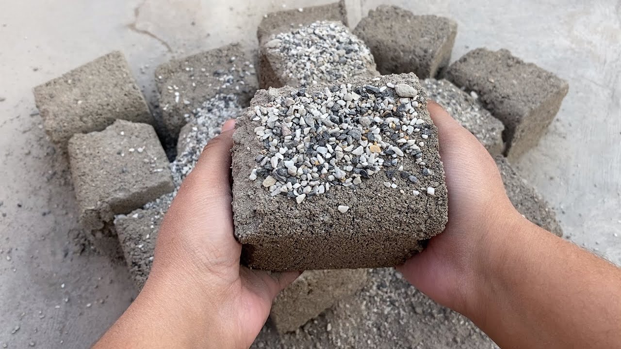 New crumbling video of grainy mud sandcement dry floor crumbling/ #oddlysatisfying🌪️🌪️❤️