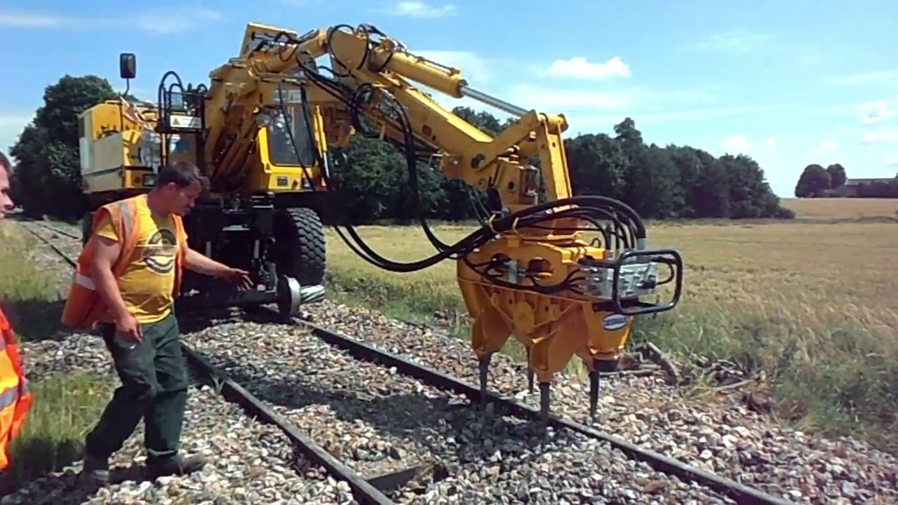 MB1T - 1-head track and turnouts tamping unit (english)