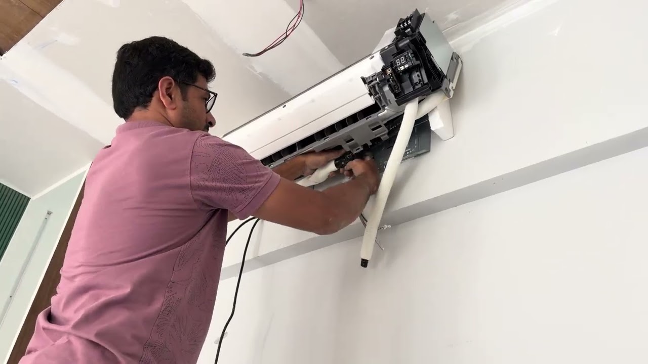 ache tools Ke Saath Kaam karne ka Maza Hi kuch Alag Hota Hai ￼❤️❤️#￼￼AC installation