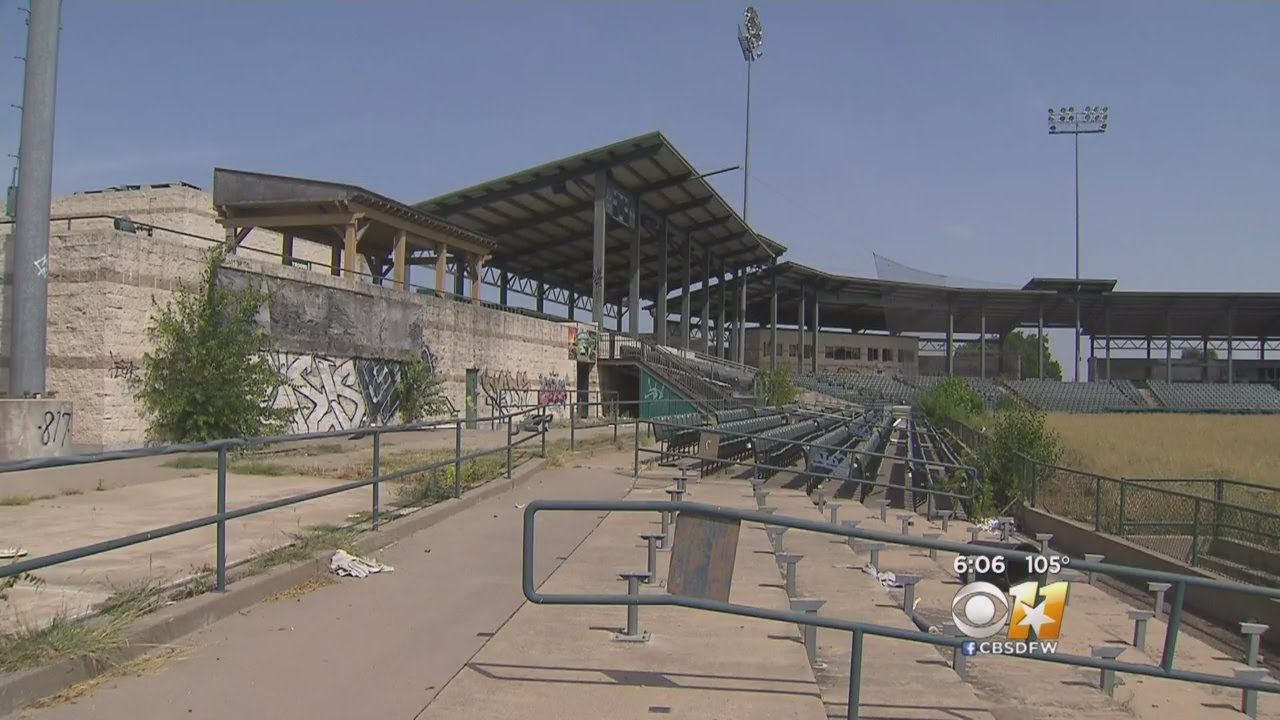 Plan Is To 'Play Ball' Against At Fort Worth's LaGrave Field