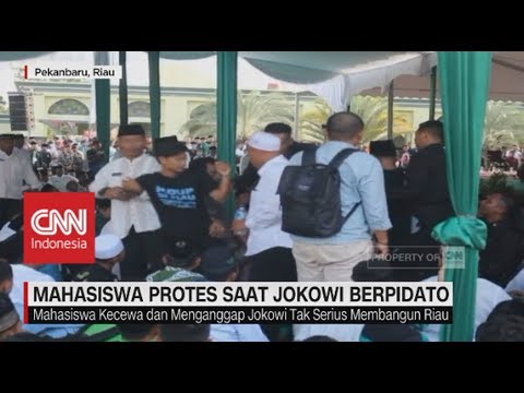 Mahasiswa Protes Saat Jokowi Berpidato