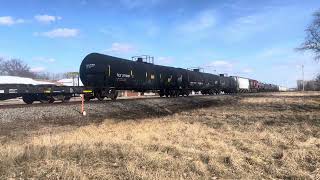 CN3307 AC44C6M Rebuild leading M343. Trailing Unit CN2863 GE ES44DC helps Pull/Push M343.