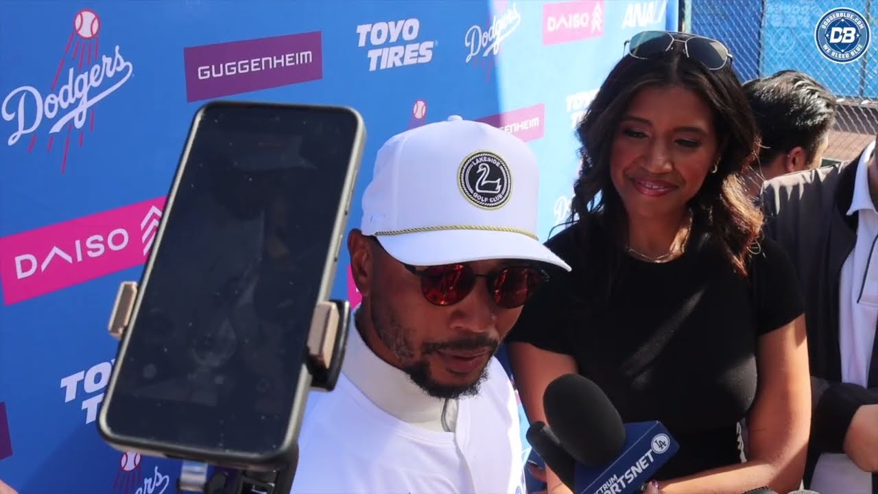 2026 DodgerFest: Mookie Betts '100% sure' he wants to stick at