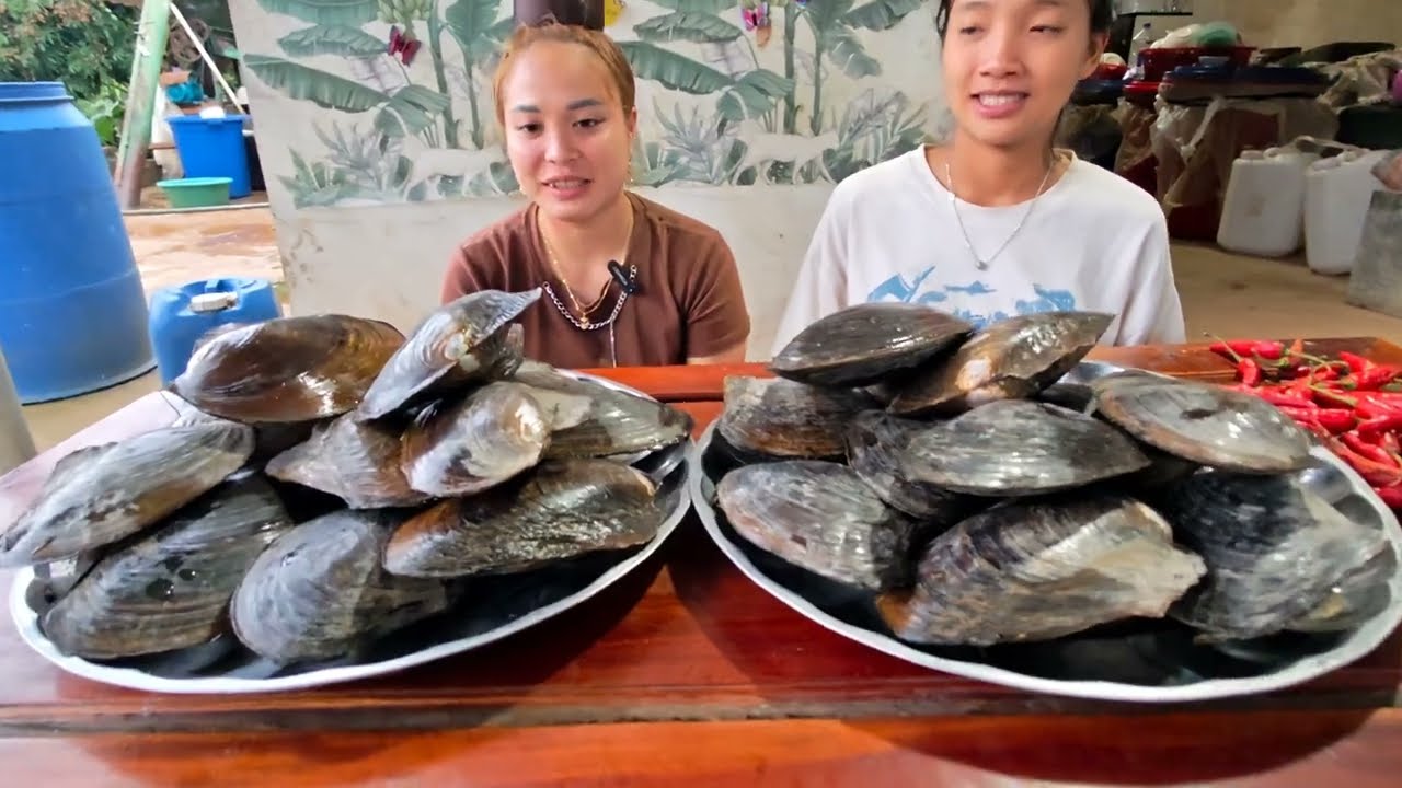 Quá Khủng Với Mâm Trai Khổng Lồ 10KG NưỚng Siêu Cay Ở Tây Bắc